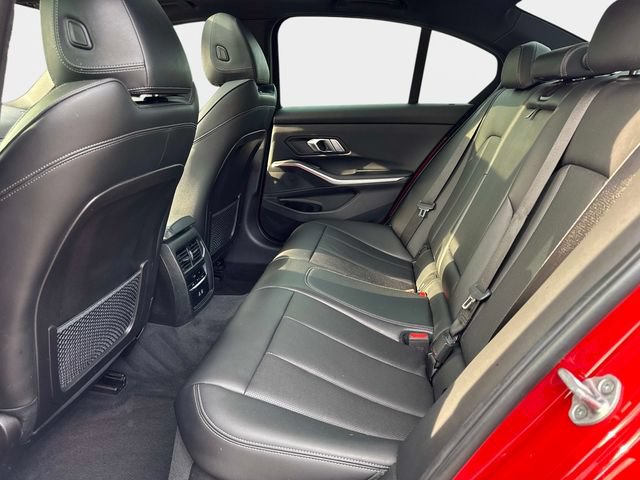 Used 2023 BMW 330i xDrive Sedan AWD/4WD image 11