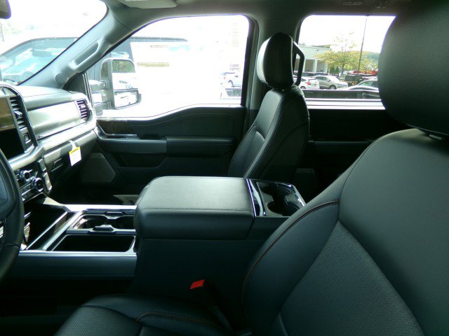 New 2025 Ford F250 Lariat w/ Lariat Ultimate Package image 7