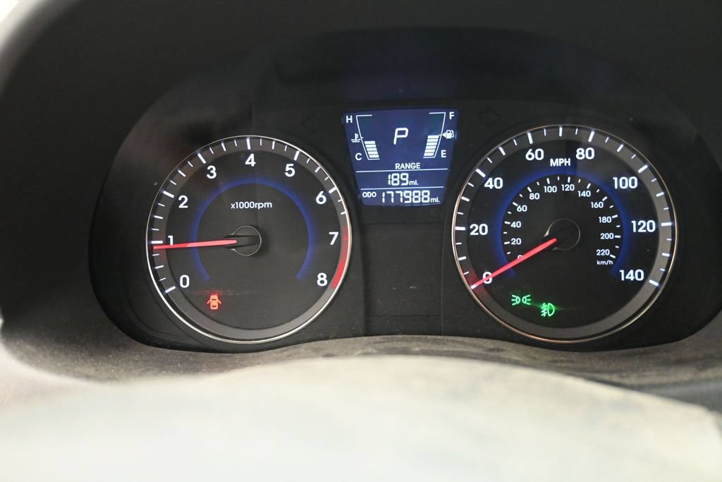 Used 2013 Hyundai Accent GLS w/ Premium Pkg FWD image 25