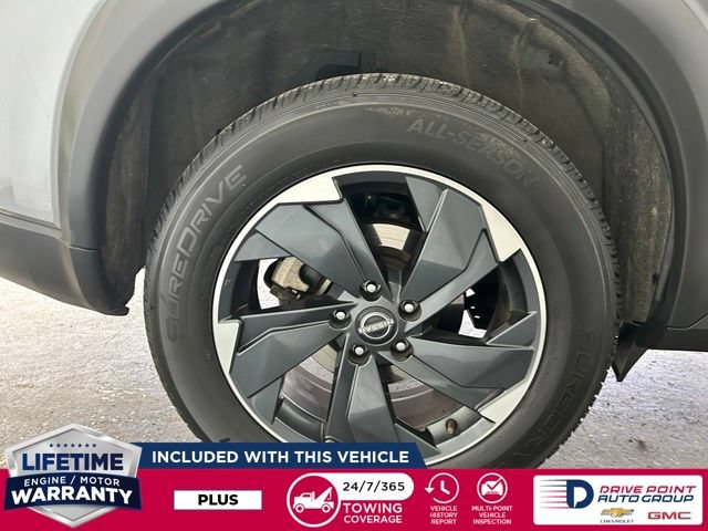 Used 2024 Nissan Rogue SV AWD/4WD image 12