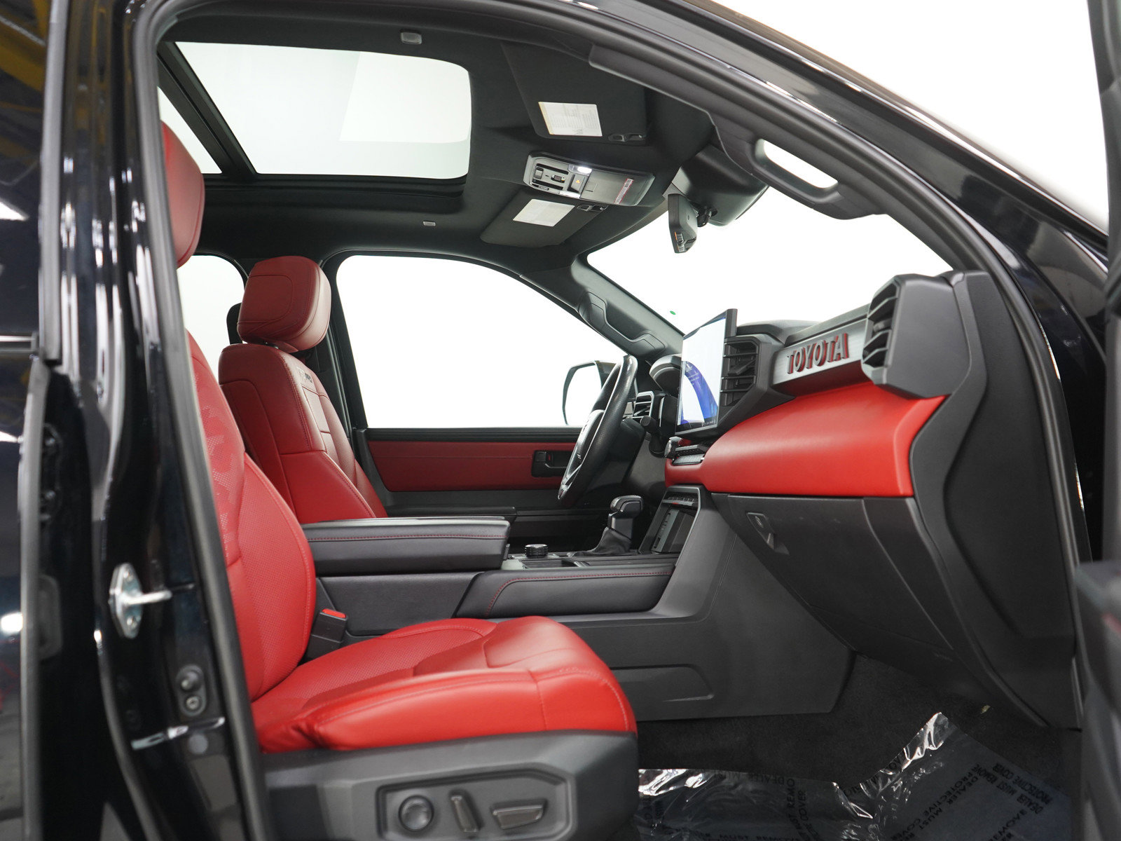 Used 2024 Toyota Tundra TRD Pro AWD/4WD image 11