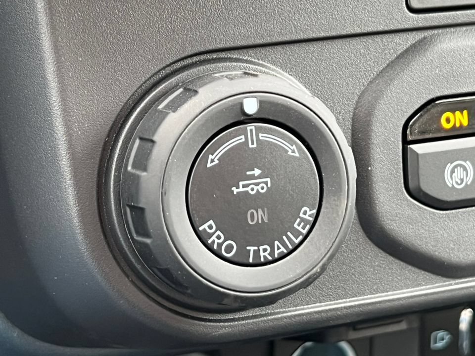 Used 2026 Ford Maverick Lariat AWD/4WD image 28