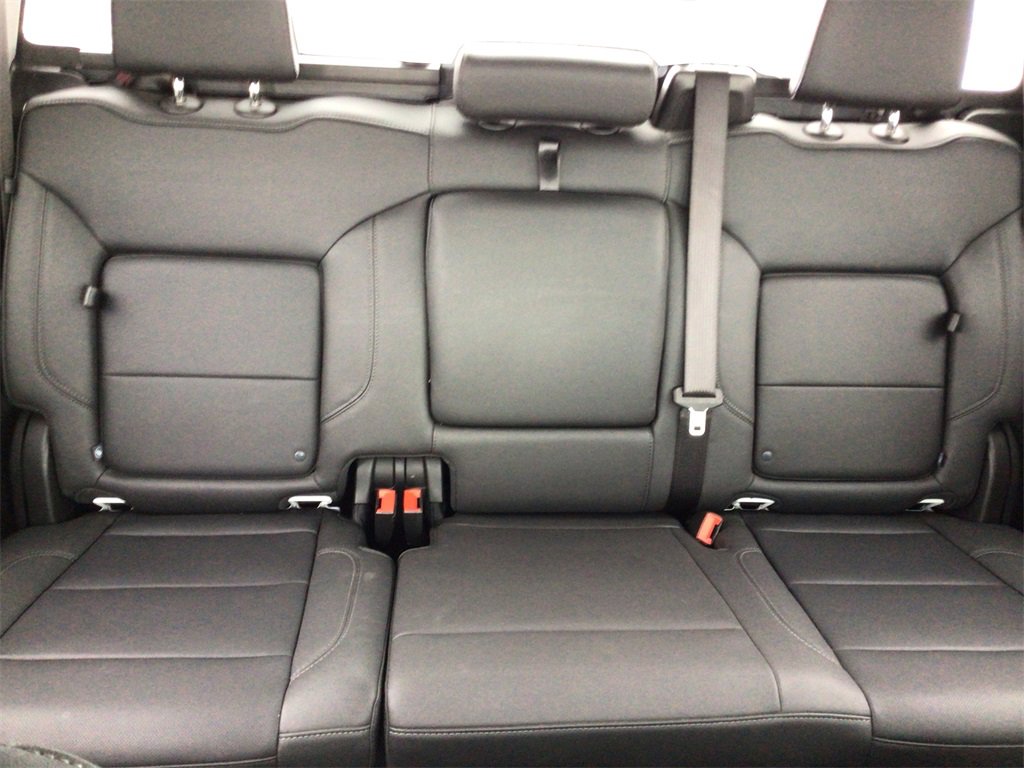 Used 2024 GMC Sierra 2500 SLT w/ SLT Premium Package image 15