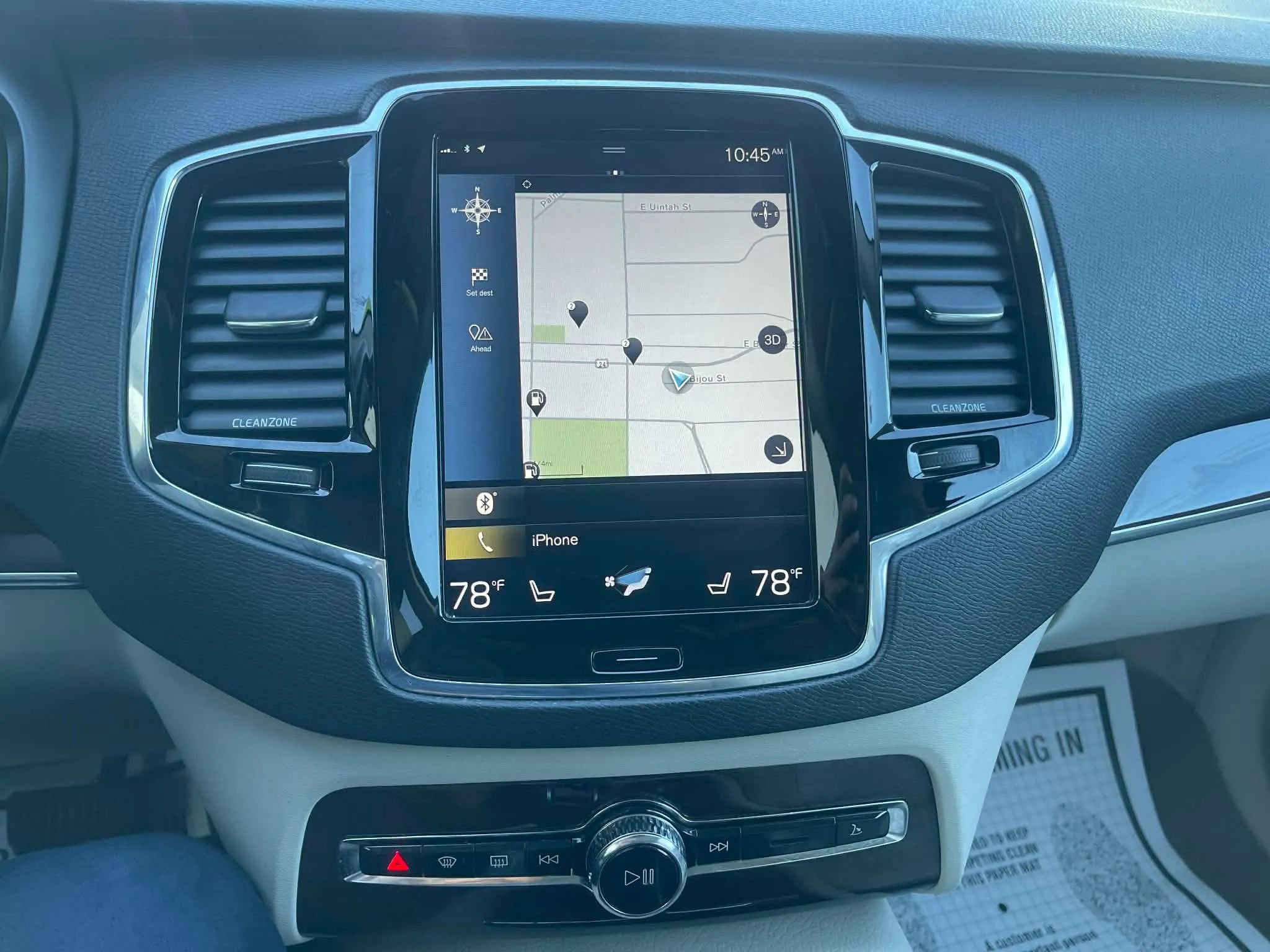 Used 2016 Volvo XC90 T6 Momentum w/ Momentum Plus Package image 22