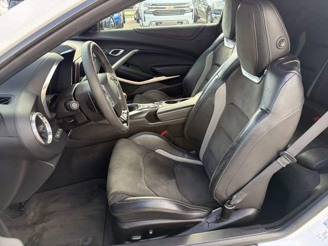 Used 2018 Chevrolet Camaro SS image 13