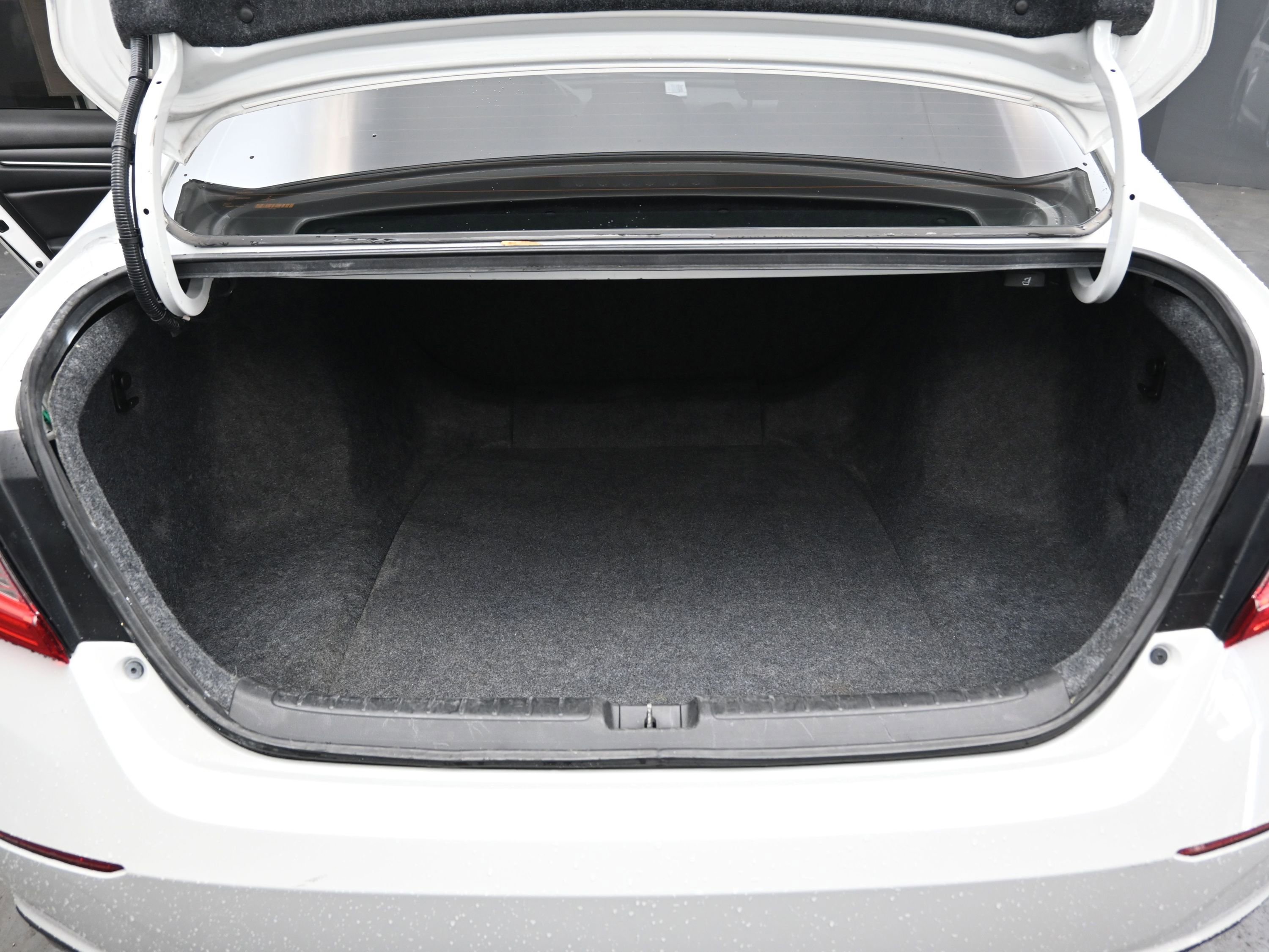 Used 2021 Honda Accord LX image 17