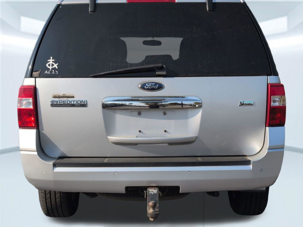 Used 2011 Ford Expedition EL XLT image 18