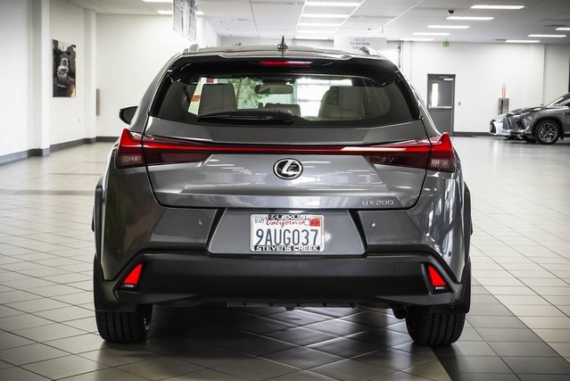 Used 2022 Lexus UX 200 200 Base w/ Accessory Package (Z2) image 9
