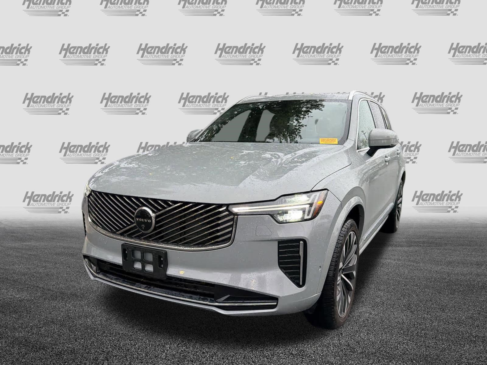 Used 2025 Volvo XC90 B5 Plus image 6