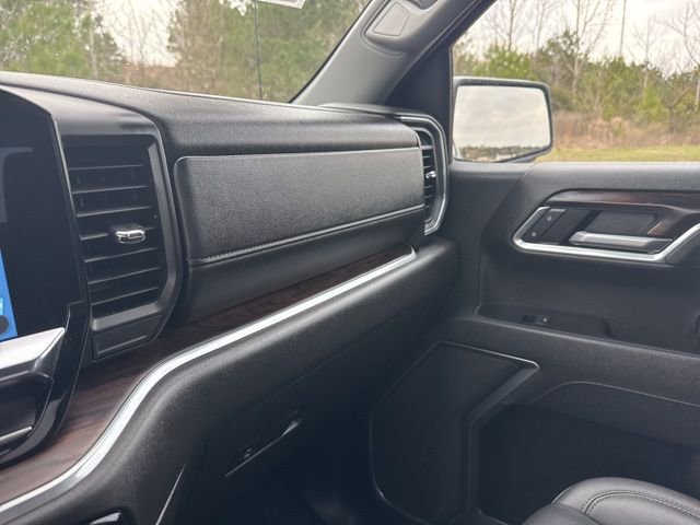 Used 2025 GMC Sierra 1500 SLT image 28