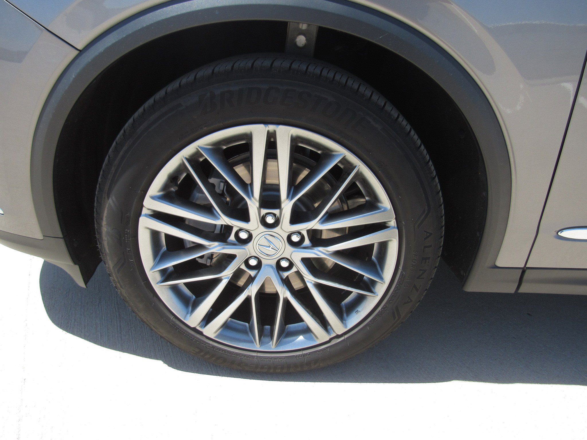 Certified 2024 Acura MDX SH-AWD w/ Advance Package image 4