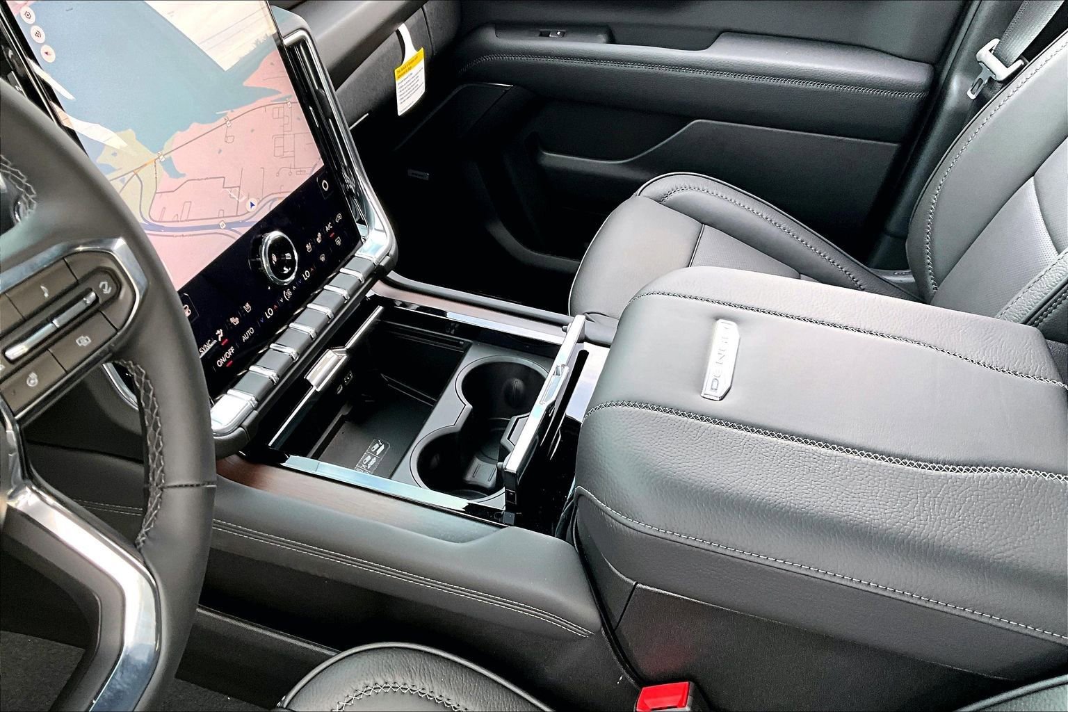 New 2026 GMC Yukon Denali image 8