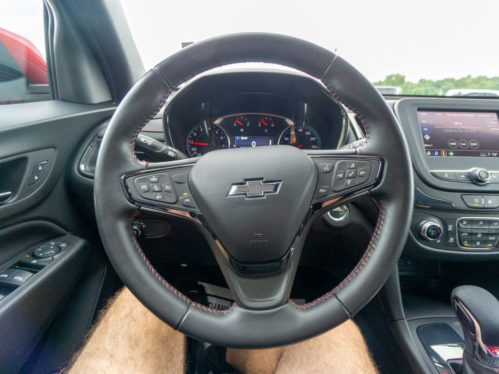 Used 2022 Chevrolet Equinox RS w/ LPO, Floor Liner Package image 21