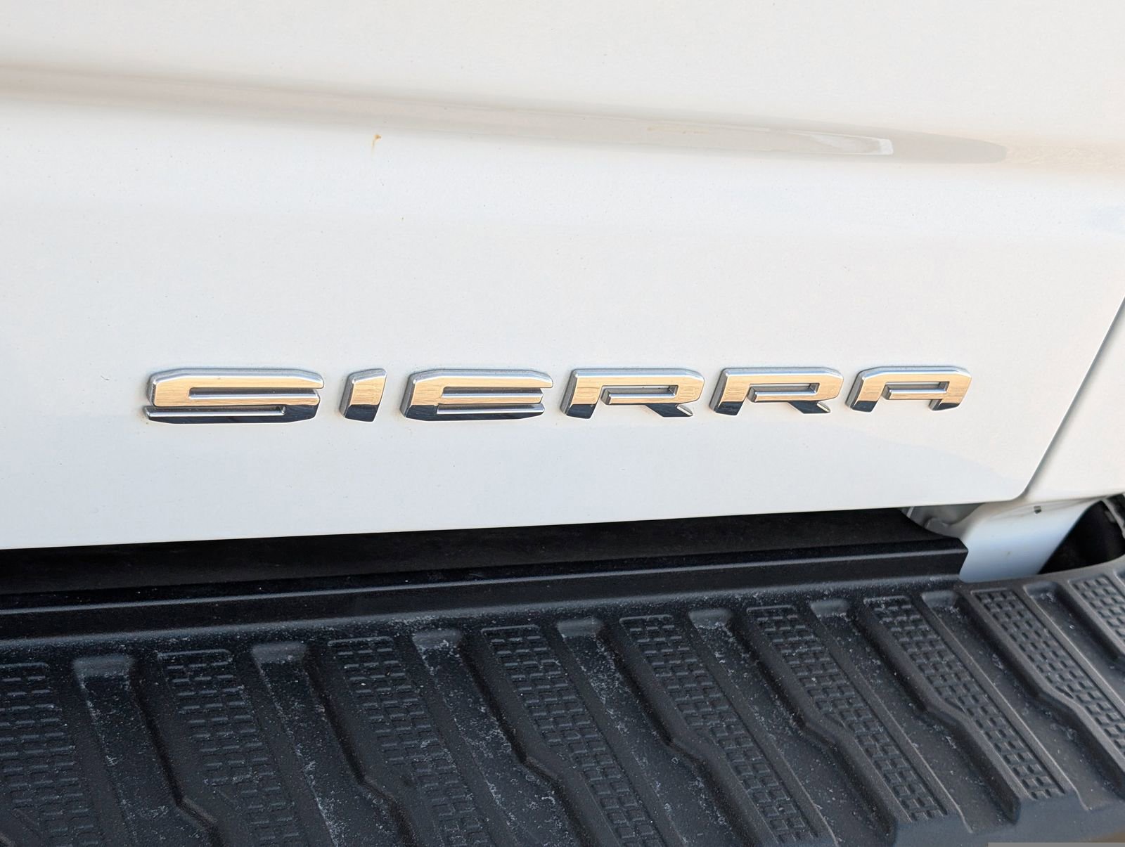 Used 2022 GMC Sierra 1500 Denali image 9