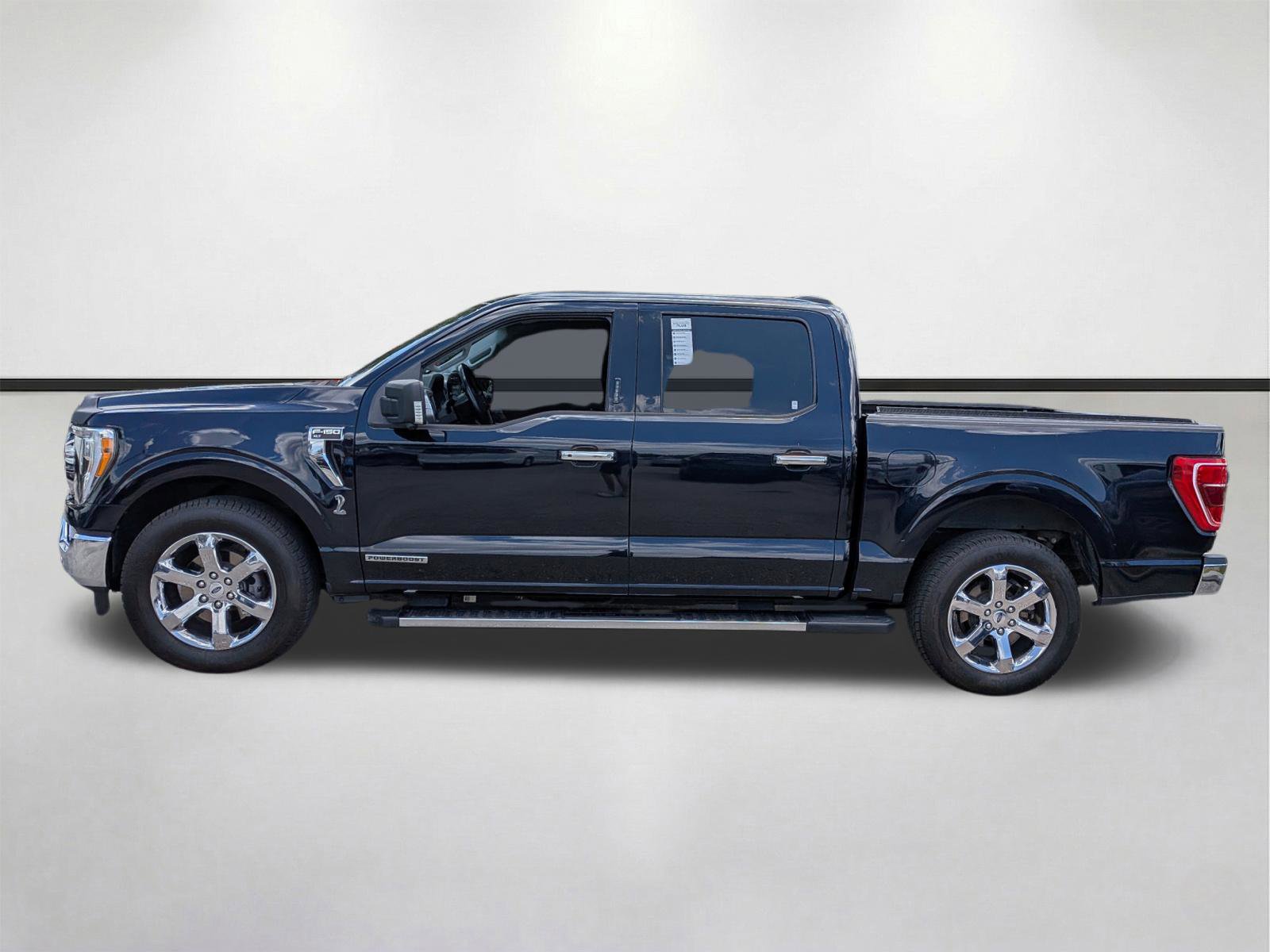 Used 2021 Ford F150 XLT w/ Equipment Group 302A High RWD image 7