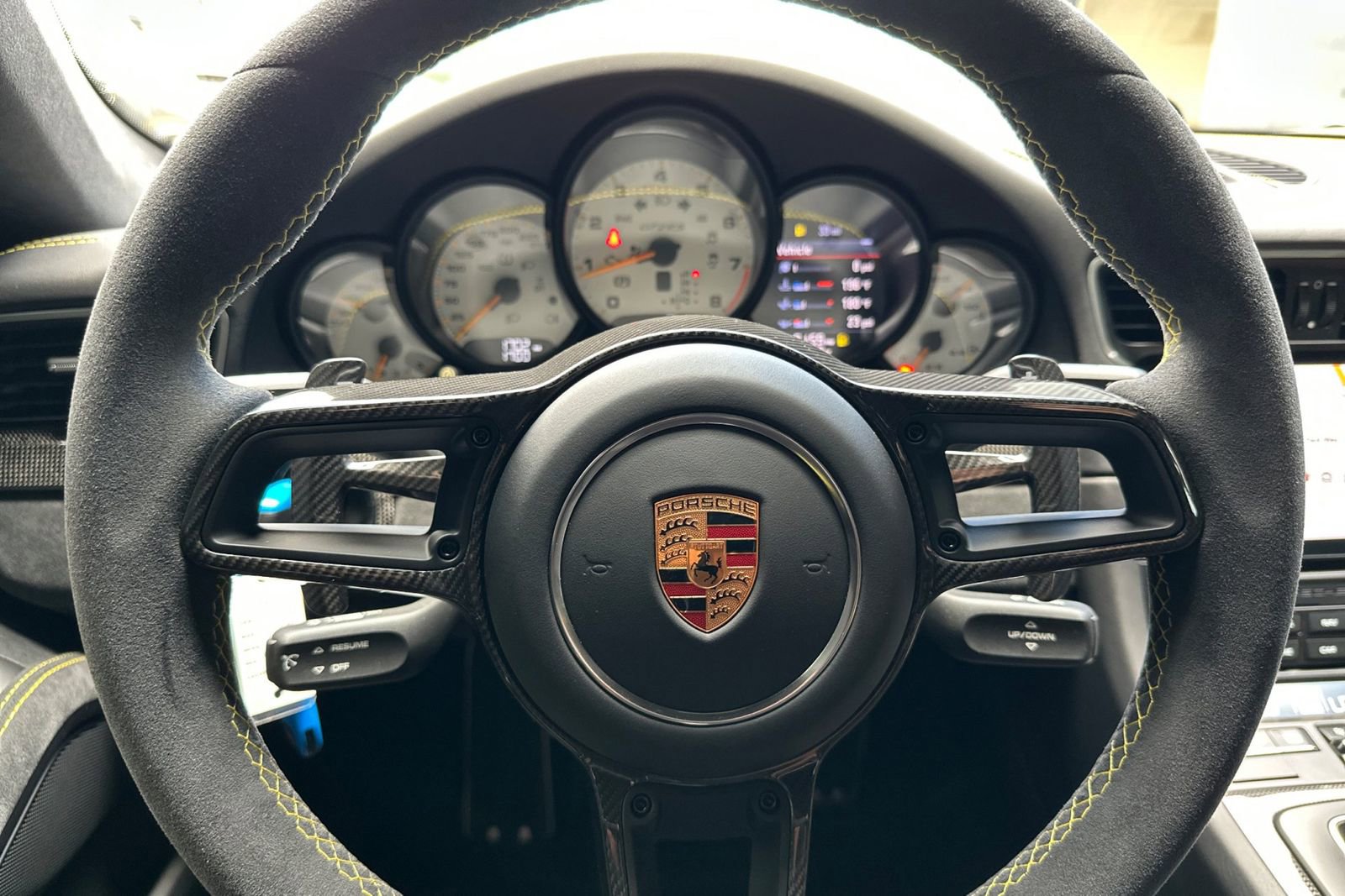 Certified 2018 Porsche 911 GT2 RS RWD image 27