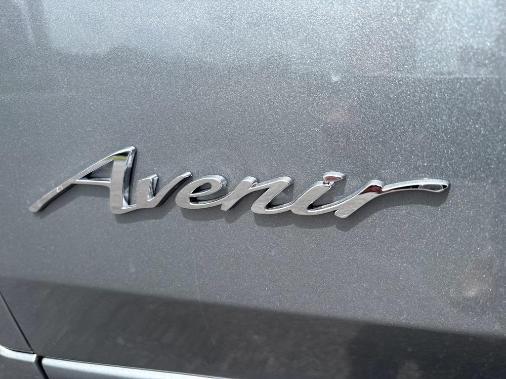 New 2026 Buick Envista Avenir FWD image 9