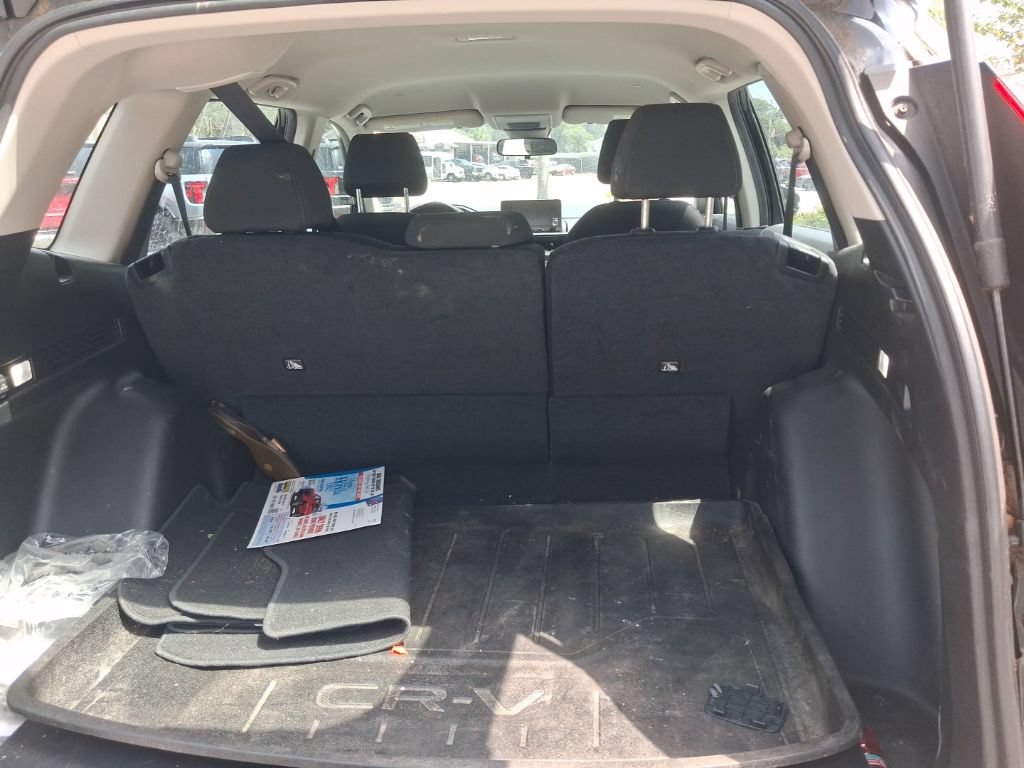 Used 2023 Honda CR-V LX image 10