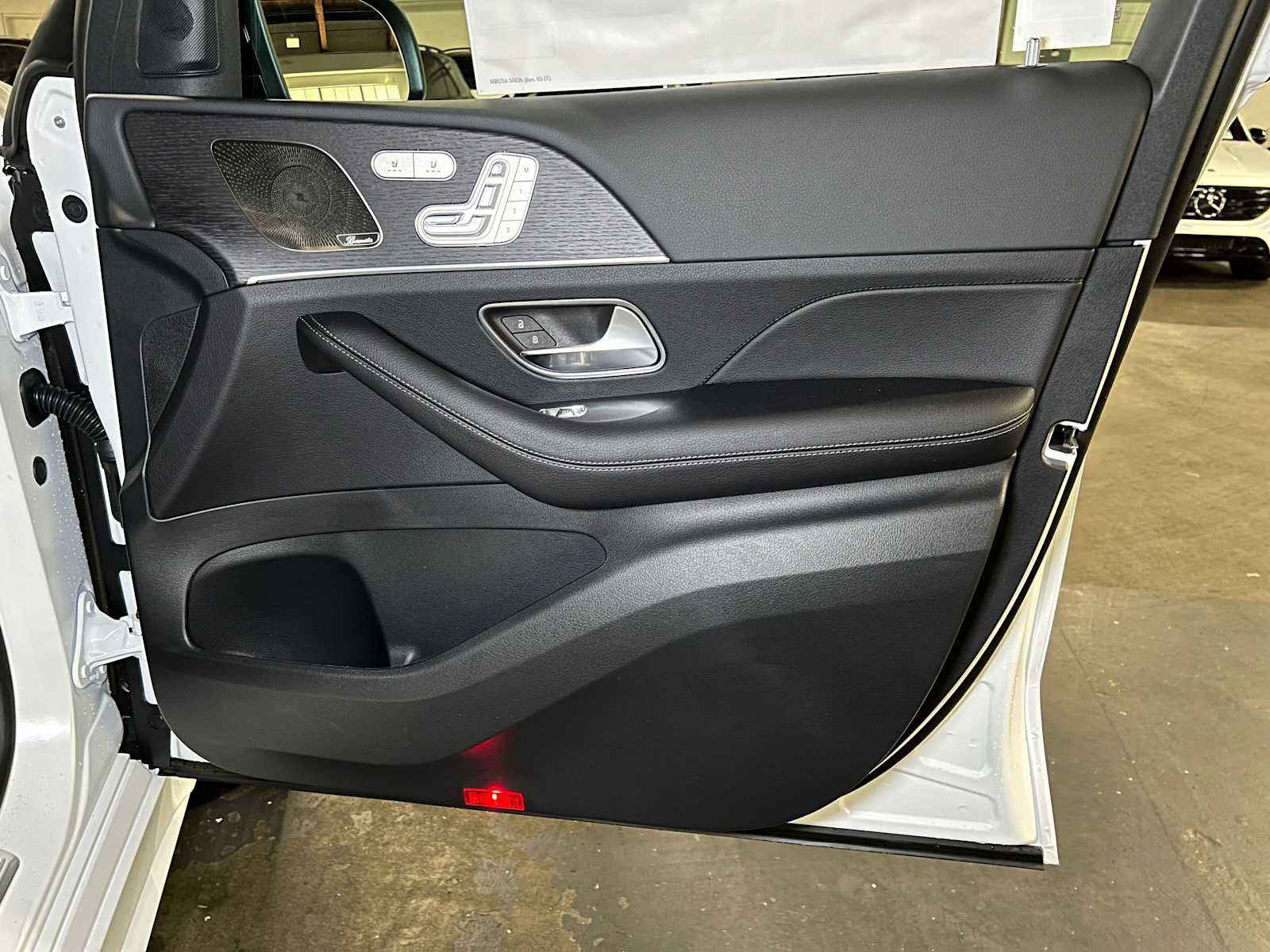 New 2026 Mercedes-Benz GLS 450 4MATIC image 10