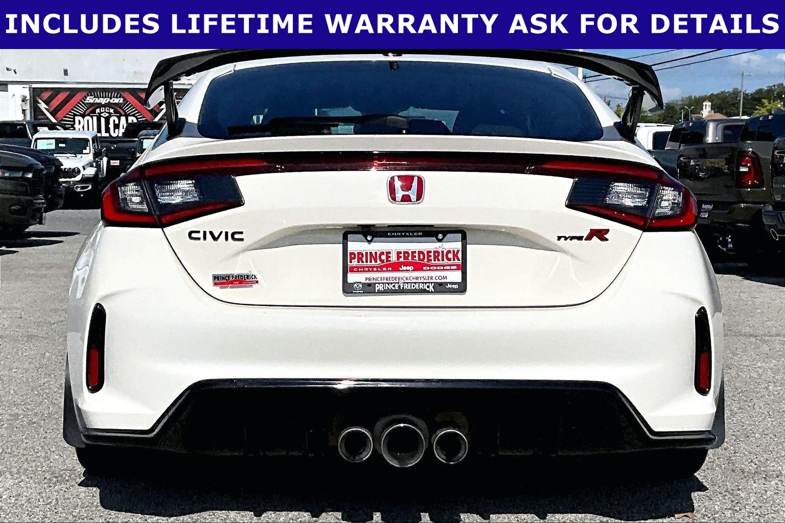 Used 2024 Honda Civic Type R image 4