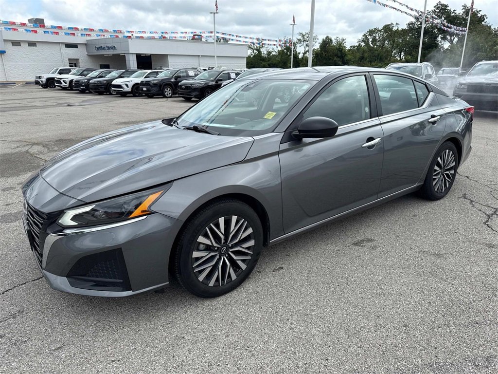 Used 2024 Nissan Altima 2.5 SV video 2