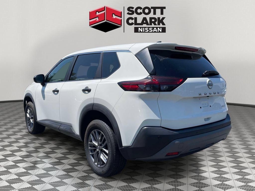 Used 2023 Nissan Rogue S AWD/4WD image 4