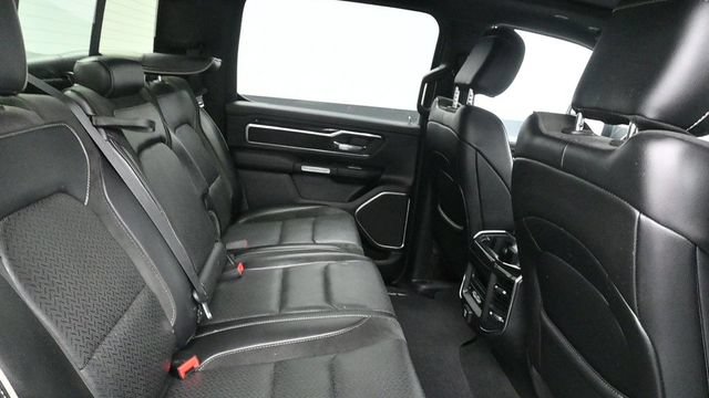 Used 2019 RAM 1500 Laramie AWD/4WD image 11