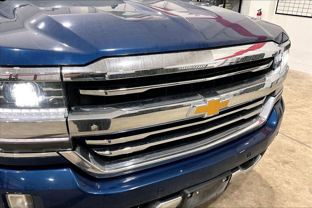 Used 2017 Chevrolet Silverado 1500 High Country AWD/4WD image 23