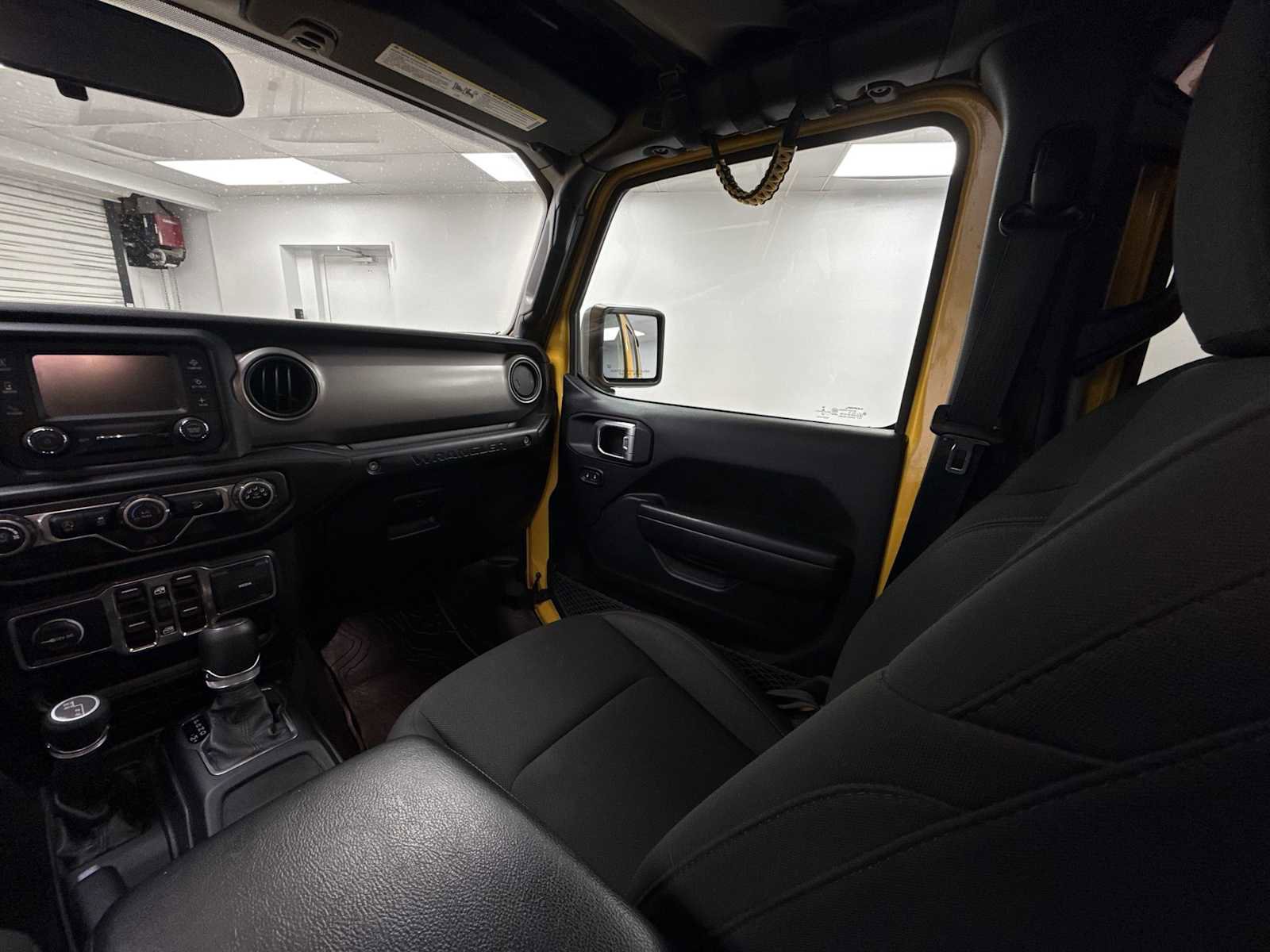 Used 2020 Jeep Wrangler Unlimited Sport S image 11