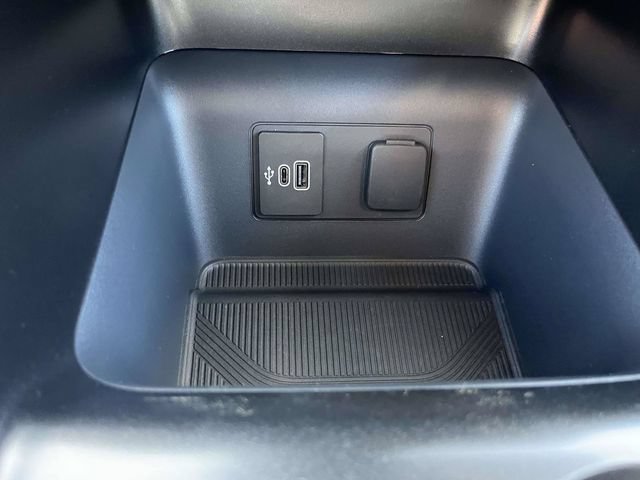 New 2026 Ford Explorer Active w/ Active Comfort Package AWD/4WD image 18