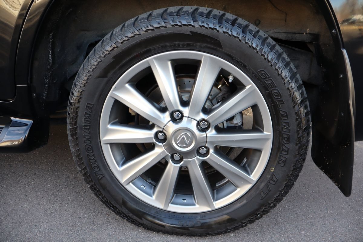 Used 2011 Lexus LX 570 4WD w/ Luxury Pkg image 43
