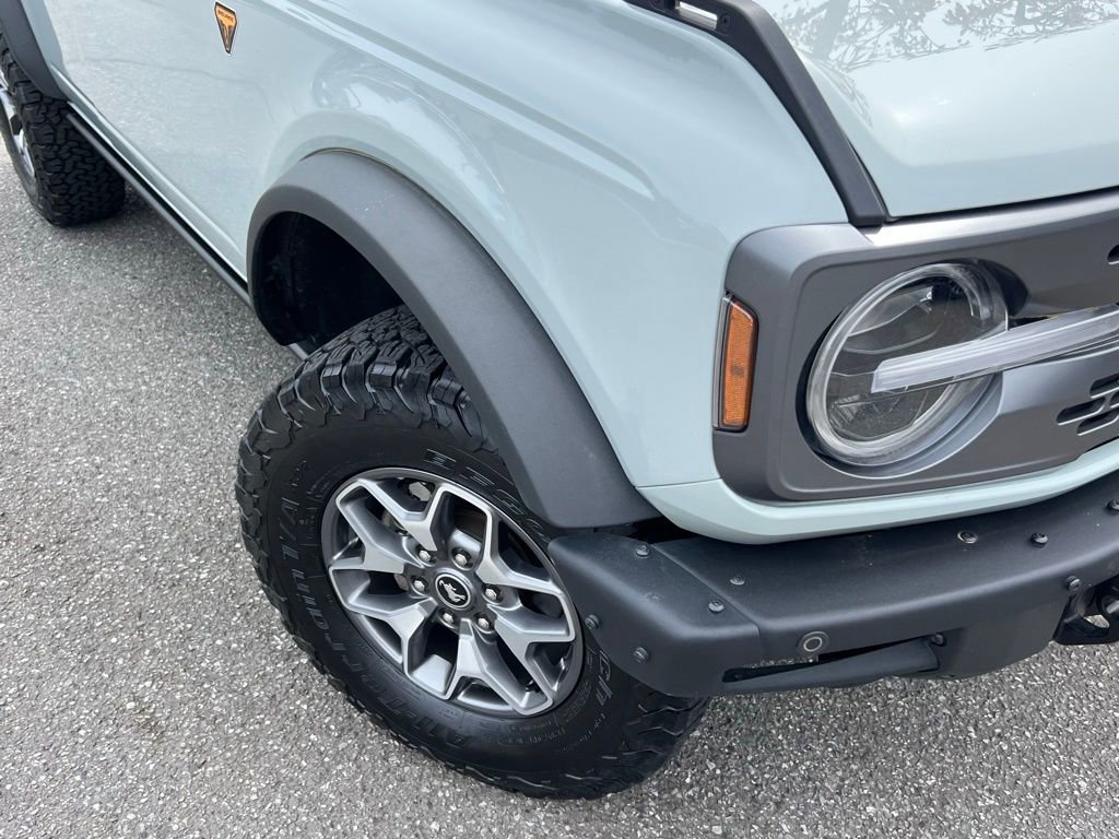 Used 2024 Ford Bronco Badlands image 2