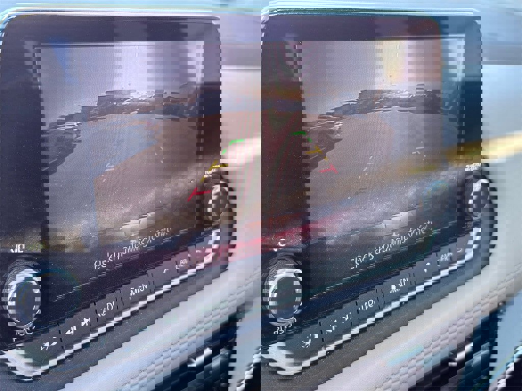 Used 2023 Nissan Rogue SV w/ SV Premium Package image 17