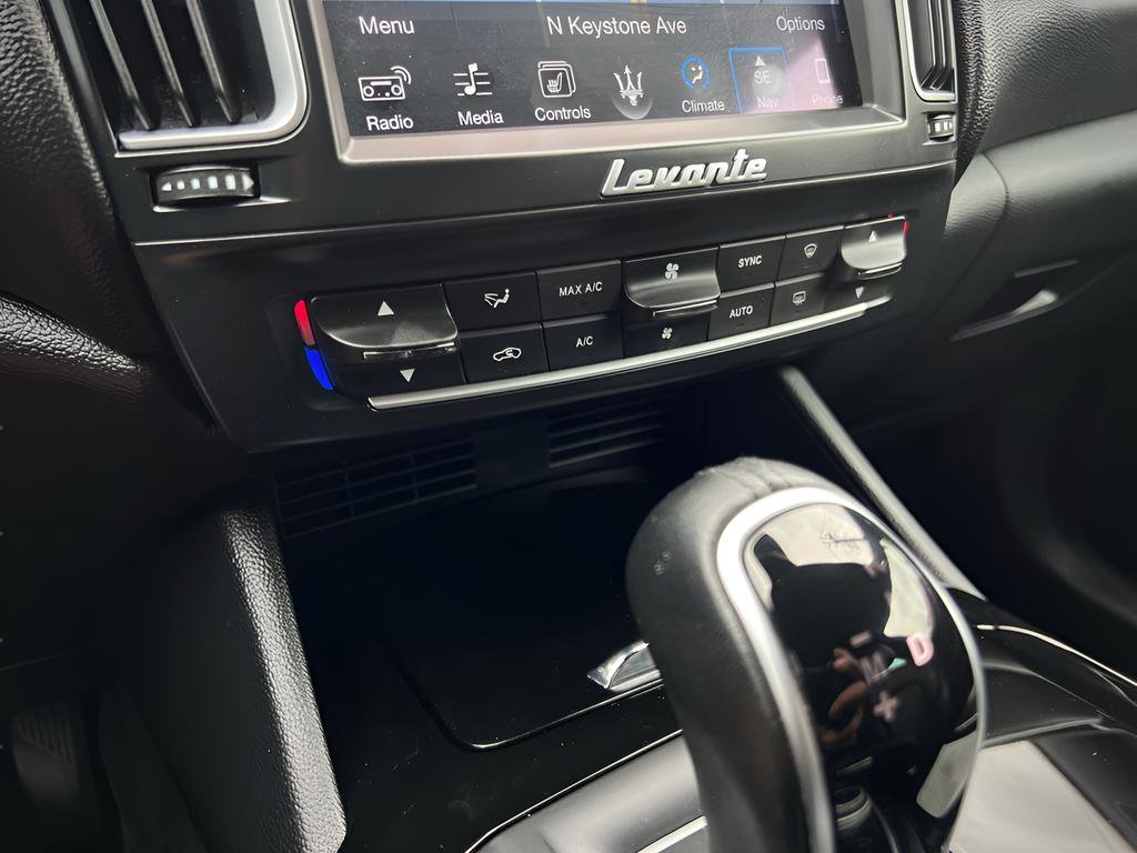 Used 2017 Maserati Levante image 55