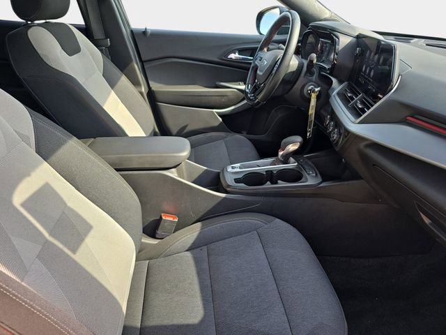 Used 2024 Chevrolet Trax RS w/ Driver Confidence Package image 12