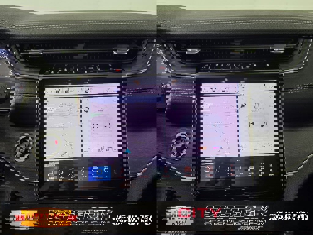 New 2025 Jeep Grand Cherokee Limited w/ Black Appearance Package image 19