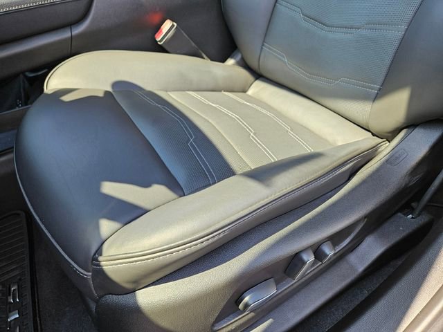 Used 2022 Cadillac XT5 Premium Luxury w/ Platinum Package image 8