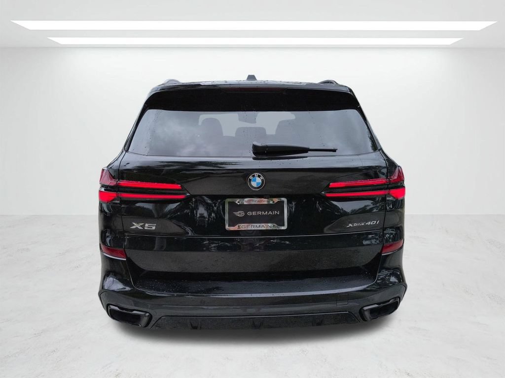 New 2026 BMW X5 xDrive40i w/ M Sport Package AWD/4WD image 5