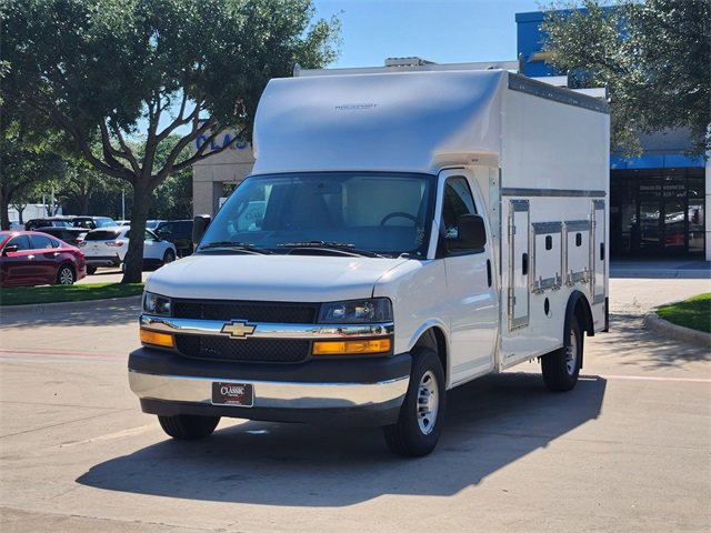 New 2025 Chevrolet Express 3500 w/ Power Convenience Package RWD image 9