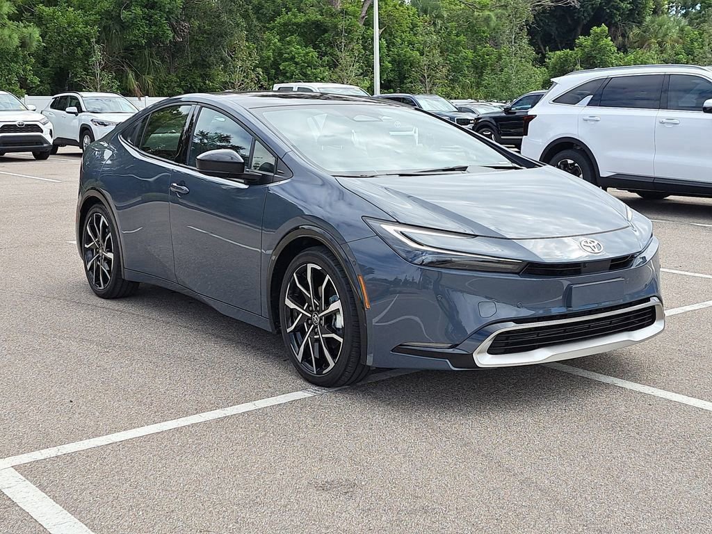 New 2026 Toyota Prius XSE Premium image 2