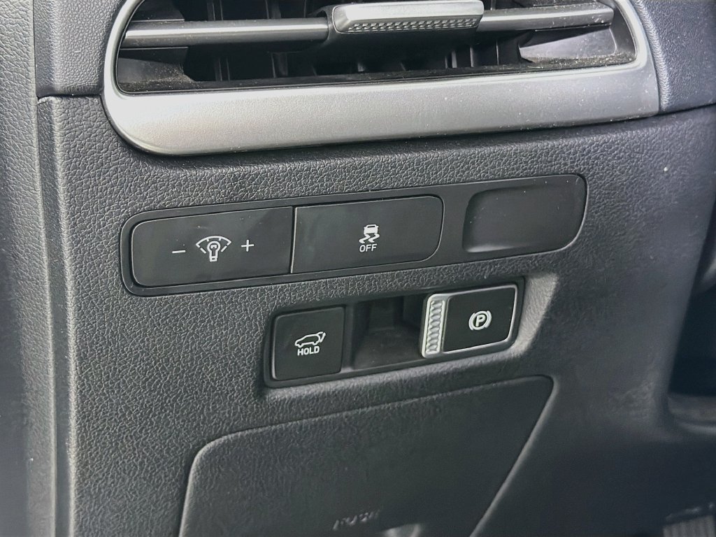 Used 2025 Hyundai Palisade SEL FWD image 13
