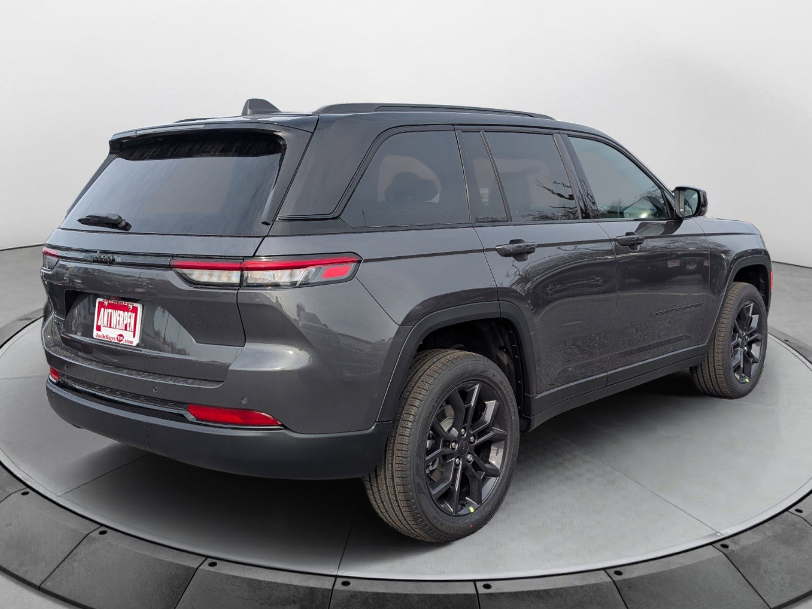 New 2025 Jeep Grand Cherokee Limited AWD/4WD image 3