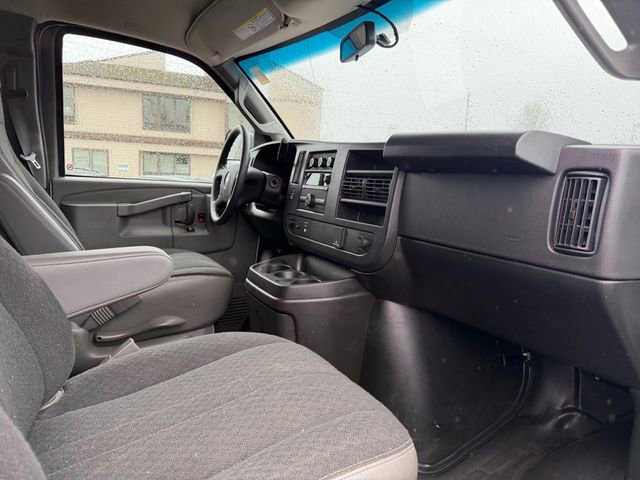 Used 2024 Chevrolet Express 2500 w/ Driver Convenience Package image 38