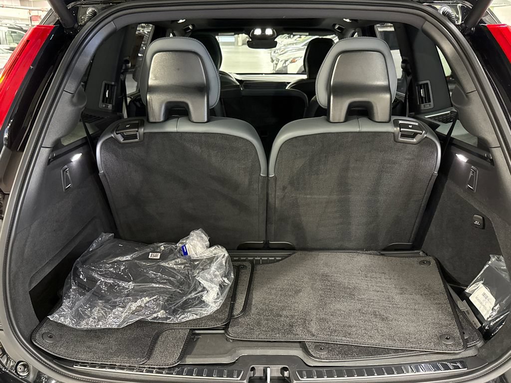 Certified 2024 Volvo XC90 B6 Ultimate w/ Protection Package Premier AWD/4WD image 26