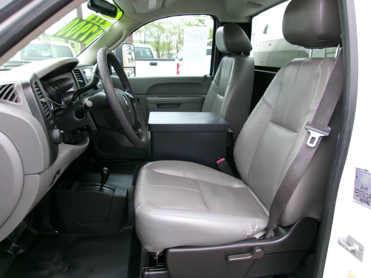 Used 2012 Chevrolet Silverado 3500 W/T AWD/4WD image 17