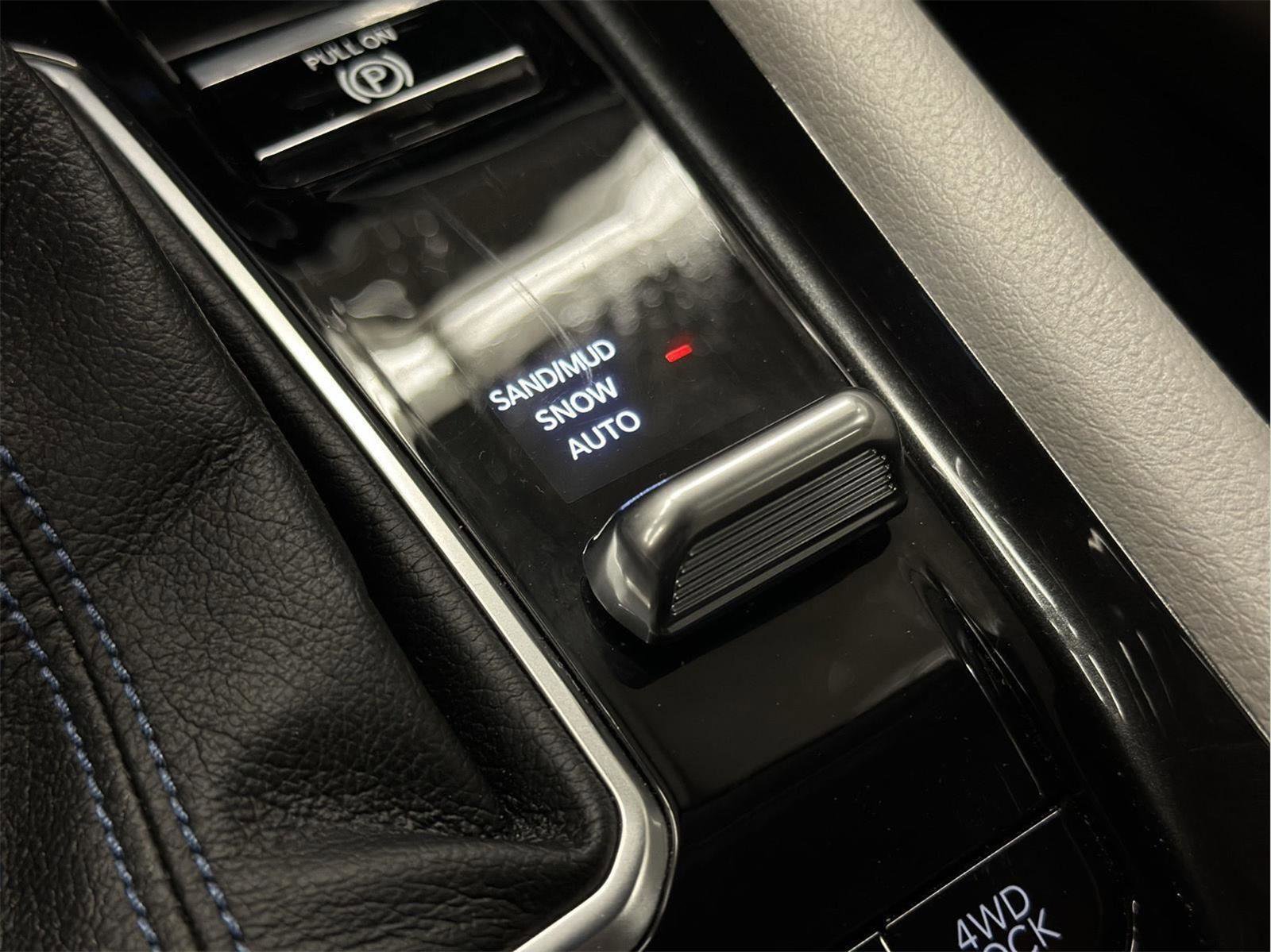 Used 2022 Jeep Compass Latitude w/ Convenience Group image 19