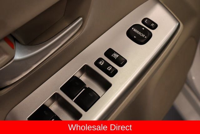 Used 2014 Toyota Prius V Two image 10