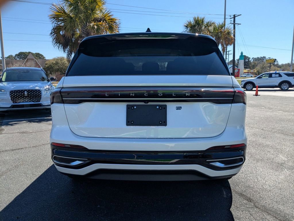 New 2026 Lincoln Nautilus Reserve image 5