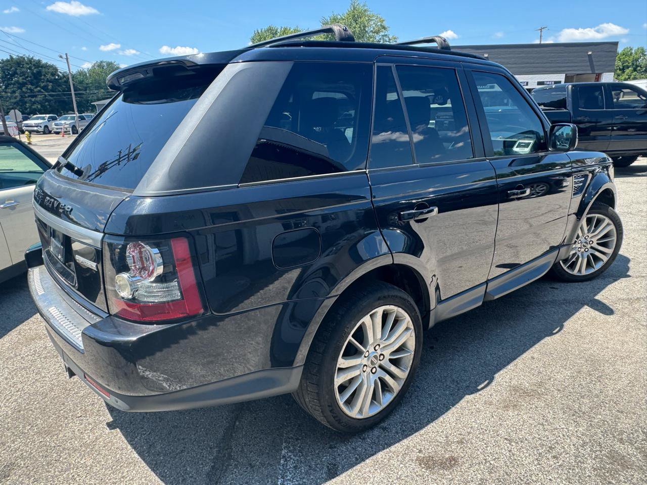 Used 2012 Land Rover Range Rover Sport HSE LUX AWD/4WD image 8