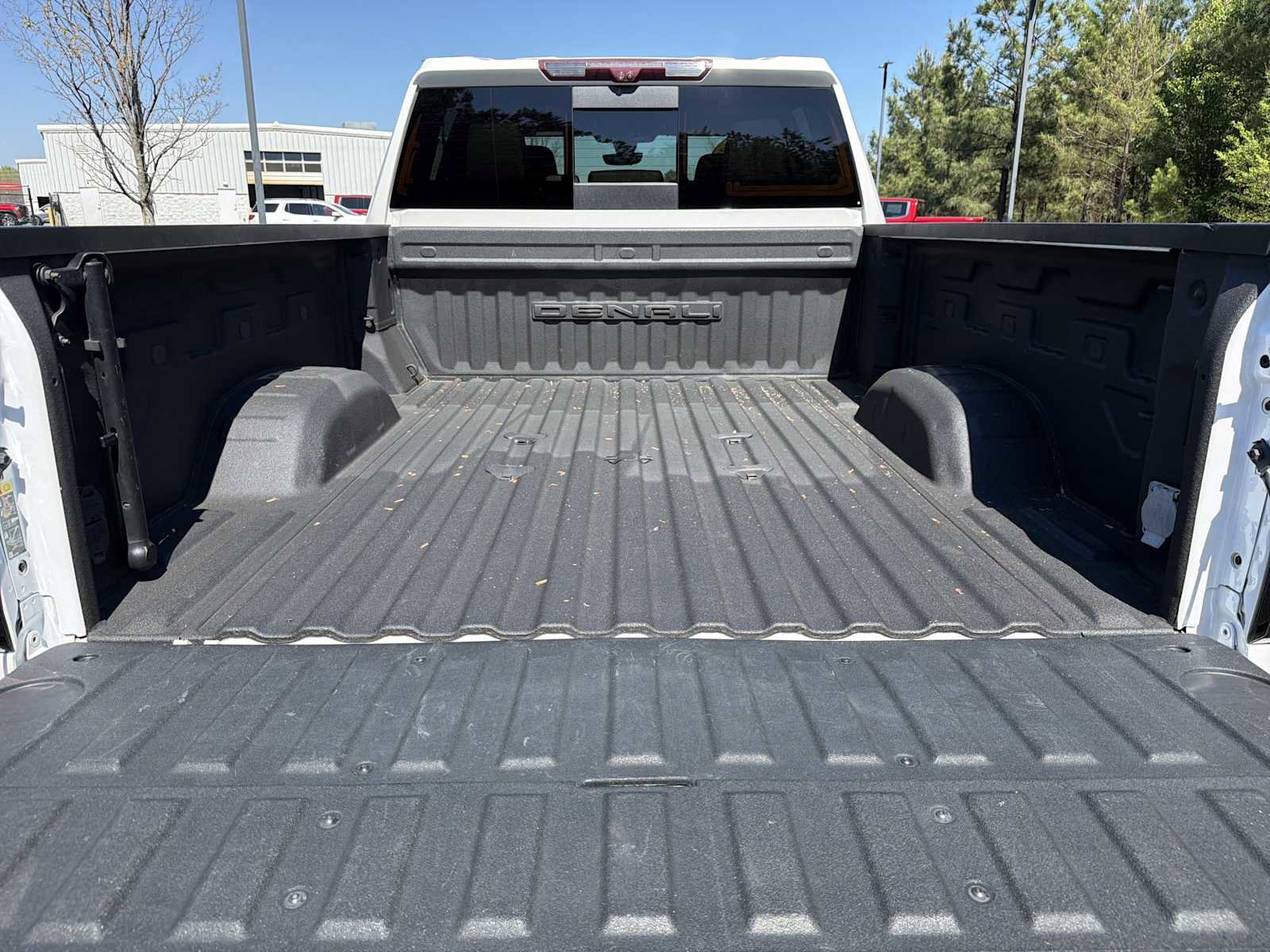 Used 2022 GMC Sierra 2500 Denali w/ Denali Ultimate Package image 32